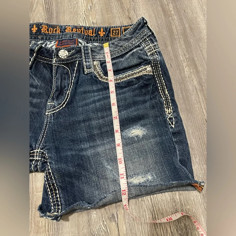 Rock Revival Blue Jean Shorts Distressed Mid-Thigh